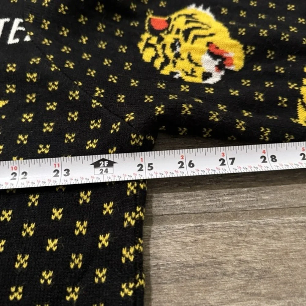 Wu-Tang Clan Tiger Style Ugly Sweater Hulu Black Yellow Mens 2XL 36 Chambers